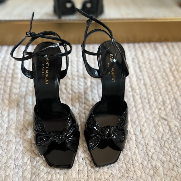 BNIB Saint Laurent Amy Size 40 Black Patent Leather Heels - Picture 4 of 4